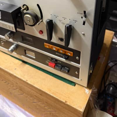 Roberts 1725-8L III Reel to Reel Tape Recorder For Parts Repair image 4