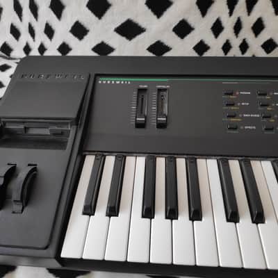 Kurzweil K2000 61-Key Digital Workstation Synthesizer 1990s - Black image 2
