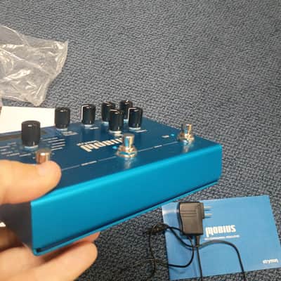 Strymon Mobius 2012 - Present - Blue image 2