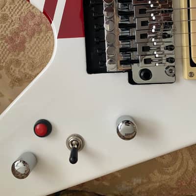 Firefly Buckethead KFC Flying V 2024-2025 - Glossy white image 7