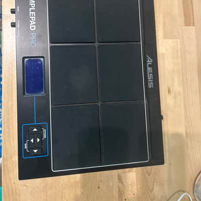 Alesis SamplePad Pro 8-Pad Percussion and Sample-Triggering