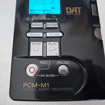 Sony PCM-M1 legendary professional-grade Digital Audio Tape (DAT) recorder 2000 - Excellent image 8