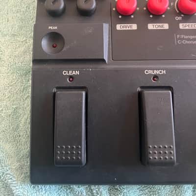 Korg G3 multi effects processor floor pedal with power supply. image 2