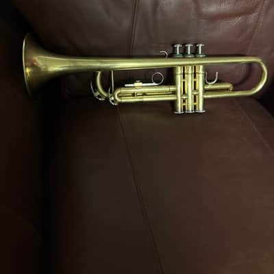 Yamaha YTR-2335 Bb Trumpet SN 428098A (100% new clear lacquer) image 5