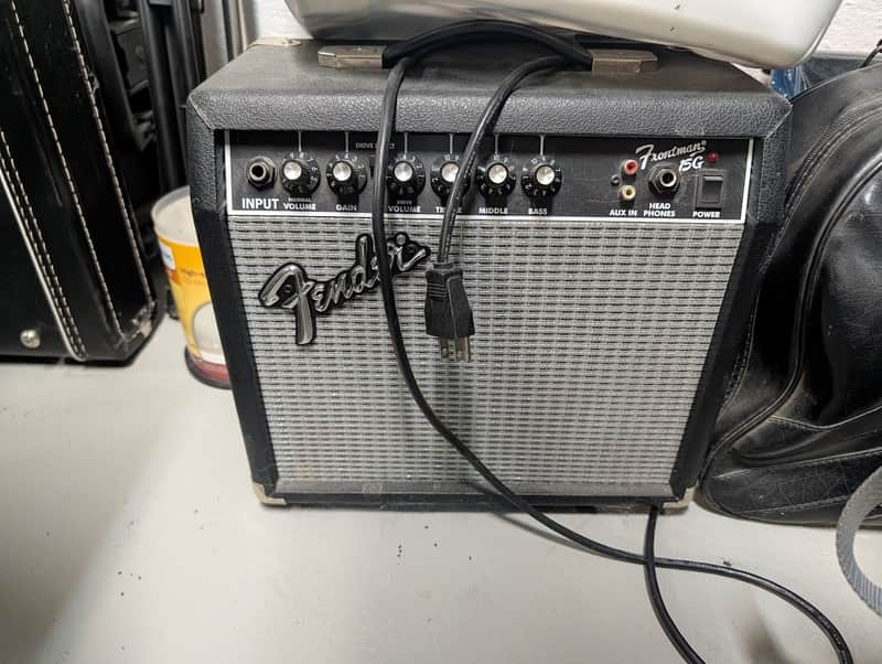 Fender Frontman 15G Series II 2-Channel 15-Watt 1x8" Guitar Practice Amp