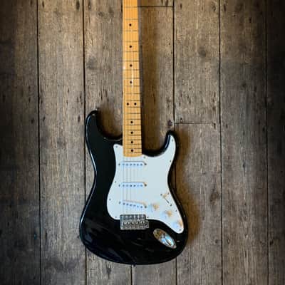 2012 Fender Custom Shop '69 Stratocaster in Black finish with hard shell case image 2