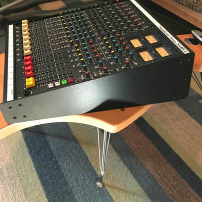 Soundcraft Series 200BVE 8-Channel 4-Bus Mixing Console image 9
