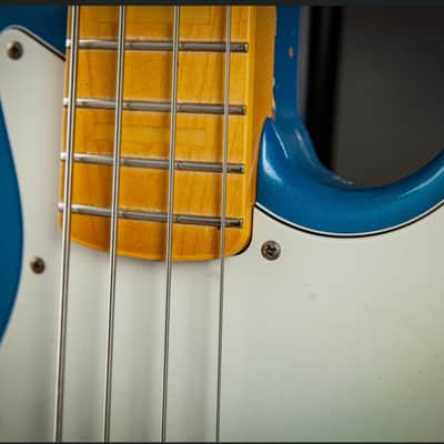 Gitar Restaurant Buzz Wasp Jazz Bass image 9