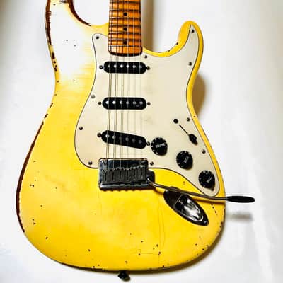 Fender Yngwie Malmsteen  Signature Stratocaster with Maple Fretboard 1987 - 1997 - Vintage White image 16