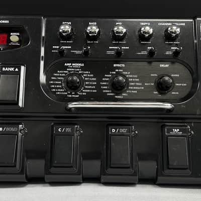 Line 6 Floor POD Plus Multi-Effect and Amp Modeler 2010 - Black image 1