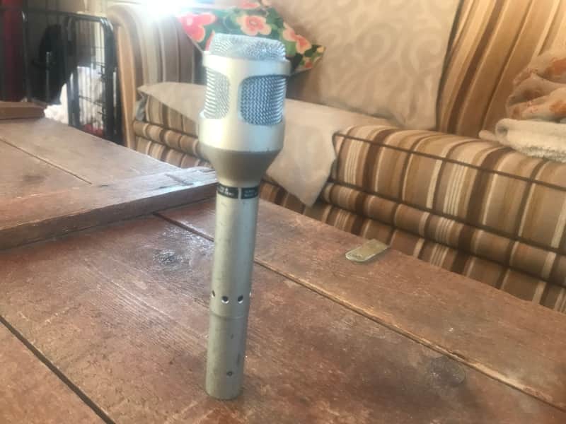 Shure SM53 perhaps the FATTEST Shure around? image 1