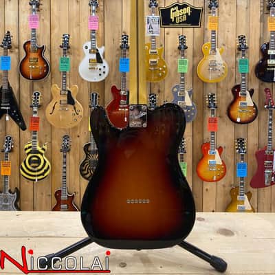 Fender American Professional Classic Telecaster, Rosewood Fingerboard, 3-Color Sunburst image 16