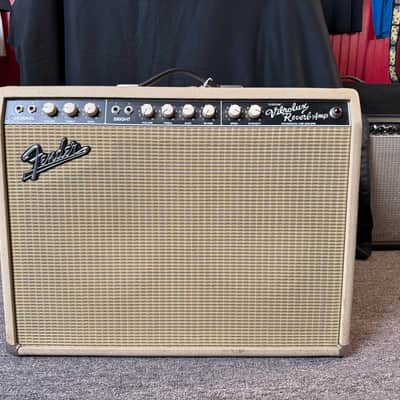 "Custom" Vibrolux Reverb 40-Watt 2x10" Guitar Combo image 1