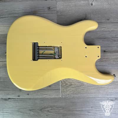 2022 Fender American Vintage 1957 Body image 2