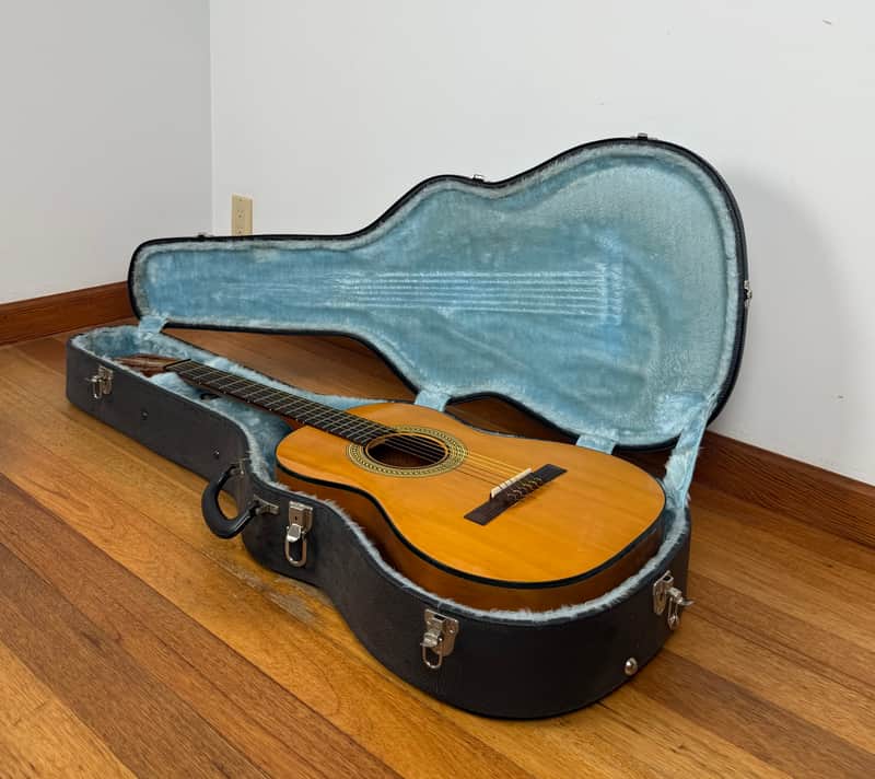 Gibson C-1S Classic 1968 — Original 1990s Dealer Inventory