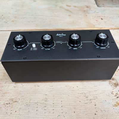 MasterSounds ISO4 4-Band Isolator | Reverb UK