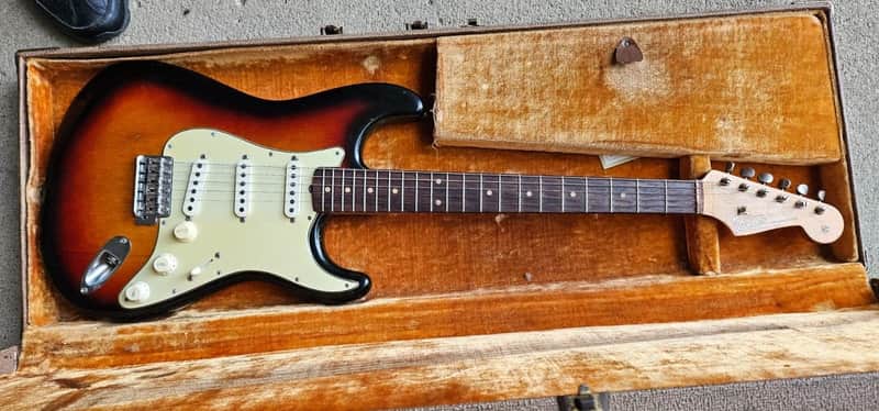 Fender Stratocaster 1962 - wine sunburst image 1
