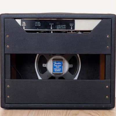 Fender Vibro Champ 6-Watt 1x8" Guitar Combo 1964 - 1967 - Black Panel image 11