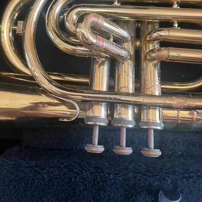 Blessing brand Marching Baritone Horn with case and mouthpiece, Made in USA image 3