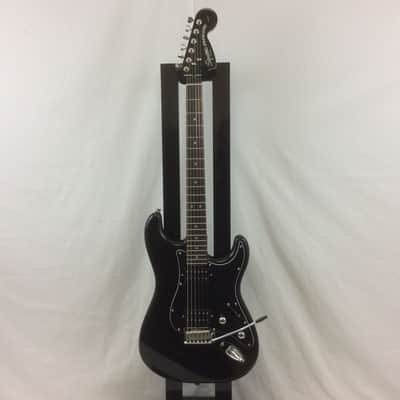 Squier Standard Series Double Fat Stratocaster Electric Guitar image 2