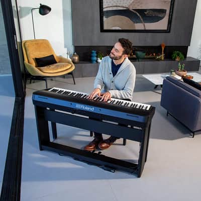Roland FP-90X 88-Key Digital Piano - Black image 8