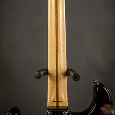 Fender Stratocaster Standard 1990s - 3-Tone Sunburst image 12