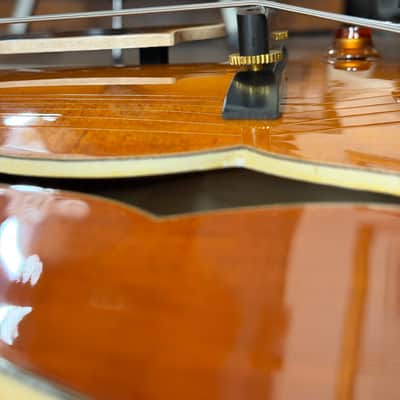 Eastman AR580CE-HB Archtop Electric in Honeyburst w/ Hardcase & Free Pro Setup image 7