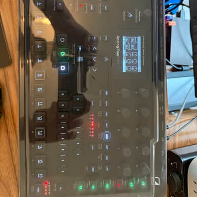 Elektron Analog Four MKII 4-Voice Tabletop Analog Synthesizer 2017 - Present - Grey