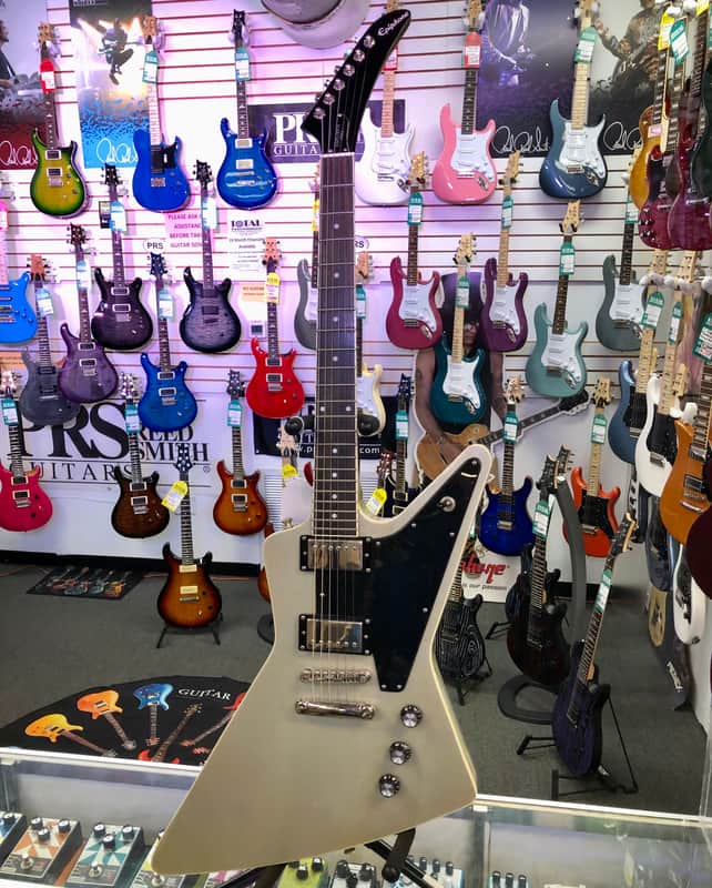 Epiphone Explorer Pro | Reverb