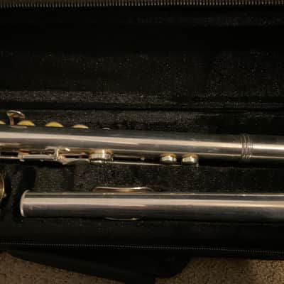 Gemeinhardt 3SHB Flute *Silverplated head joint - All New Pads image 8