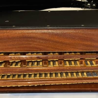 Universal Electrovox Fullsize Piano Accordion LMM (41 key / 120 Bass) W/ Case image 8