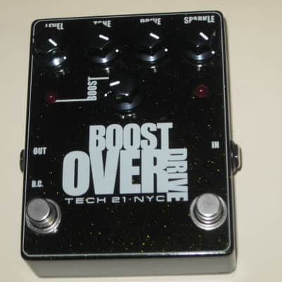very lightly used (mostly very clean, a few imperfections) Tech 21 Boost Overdrive (metallic dark green casing) + battery & strings (NO tin, NO paperwork, NO sticker) image 19