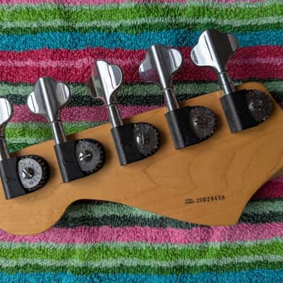 Fender American Precision Deluxe 5 String Early 2000s - White image 8