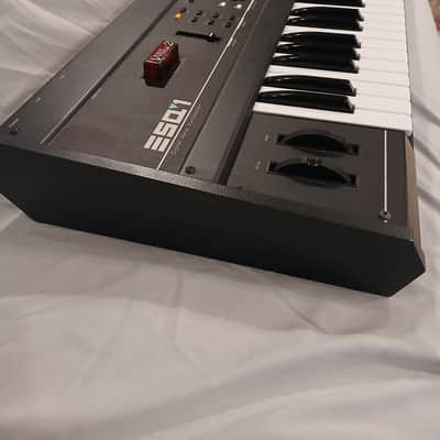 Ensoniq ESQ-1 Hybrid Synth Metal Case New Battery Cleaned Keys SQX-20 Voice Crystal 2 Carry Bag