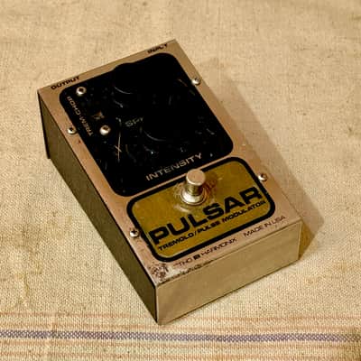 Electro-Harmonix Pulsar Tremolo / Pulse Modulator 1978 image 3