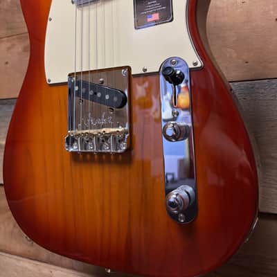 Fender American Pro II Tele MN Sienna Sunburst w/case image 3