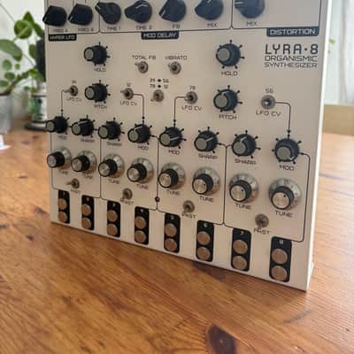 Soma Laboratory Lyra-8 Organismic Synthesizer 2017 - 2020 - White image 1