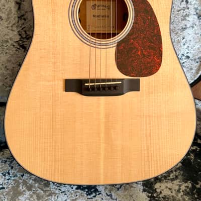 Martin Road Series D-12E 2025 - Natural image 3
