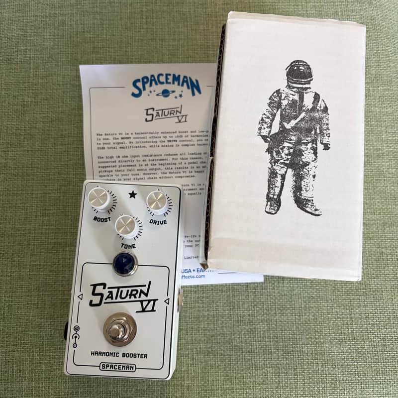 Spaceman Saturn VI Harmonic Booster White image 1