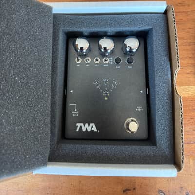 TWA Krytical Mass Reactive Octave Fuzz 2023 - Present - Gray image 3