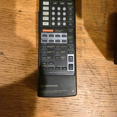 PIONEER  VSX-D466U receiver/PD-F507 25 cd changer  1997 w remote -refurbished image 12