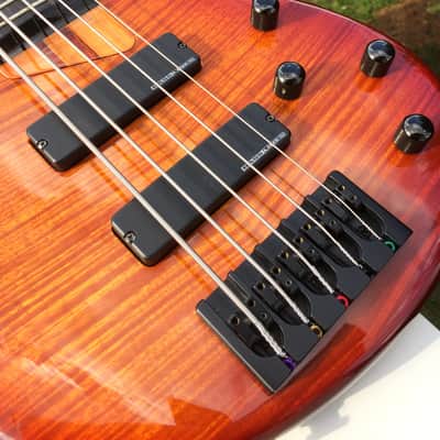 Warmoth Gecko Custom 5 String Bass 2000's Red Sunburst / Seymour Duncan P/Us image 5