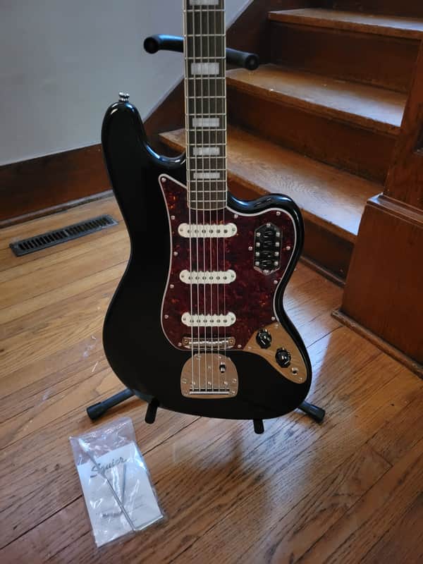 Squier Classic Vibe Bass VI 2025 - Black image 1