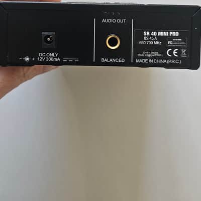 AKG SR40 Mini Pro Stationary Receiver (UNIT ONLY, No Mics) + Cords Bild 8