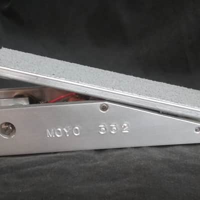moyo expression pedal image 3