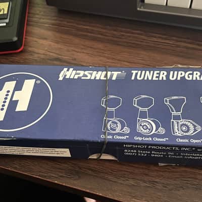 Hipshot 8-String Locking Tuners 4x4 • Grip Lock (Open) 2021 - Black image 2
