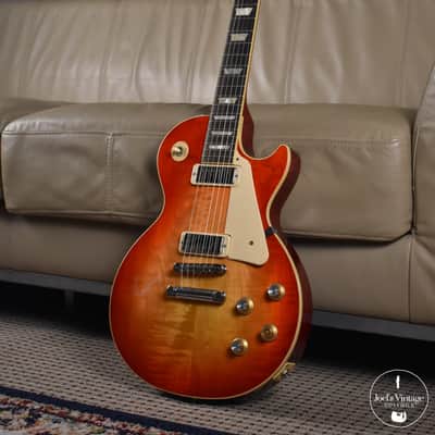 Gibson Les Paul '70s Deluxe 2022 - Cherry Sunburst image 2