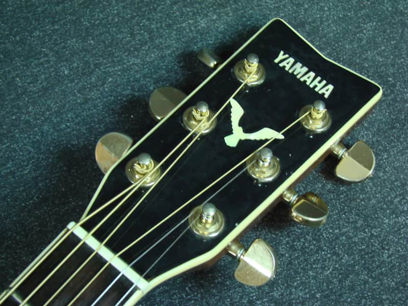 Yamaha FG-465 Dreadnought Vintage Burst Solid Top Acoustic Guitar