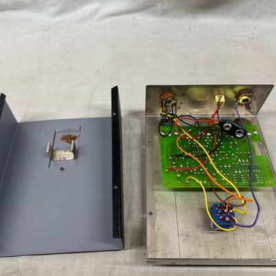 Electro-Harmonix Octave Multiplexer Sub-Octave Generator Pedal Reissue image 10
