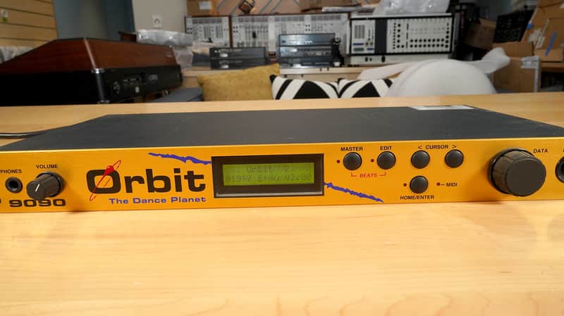 E-MU Systems Orbit 9090 V2 'The Dance Planet' Rackmount 32-Voice